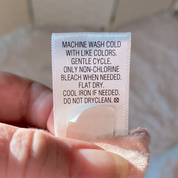 GAIAM BALLET BARBIE PINK LONG SLEEVE T SHIRT  TUNIC WITH SCOOP NECK Sz S… - Picture 12 of 12